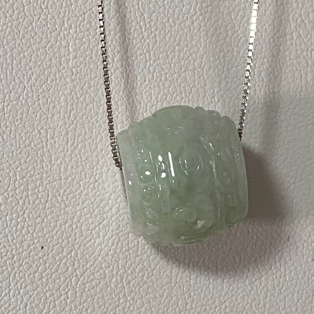 Intricate Carved Jade "Longevity" Barrel Bead Necklace – Sterling Silver Chain - Picture 3 of 4